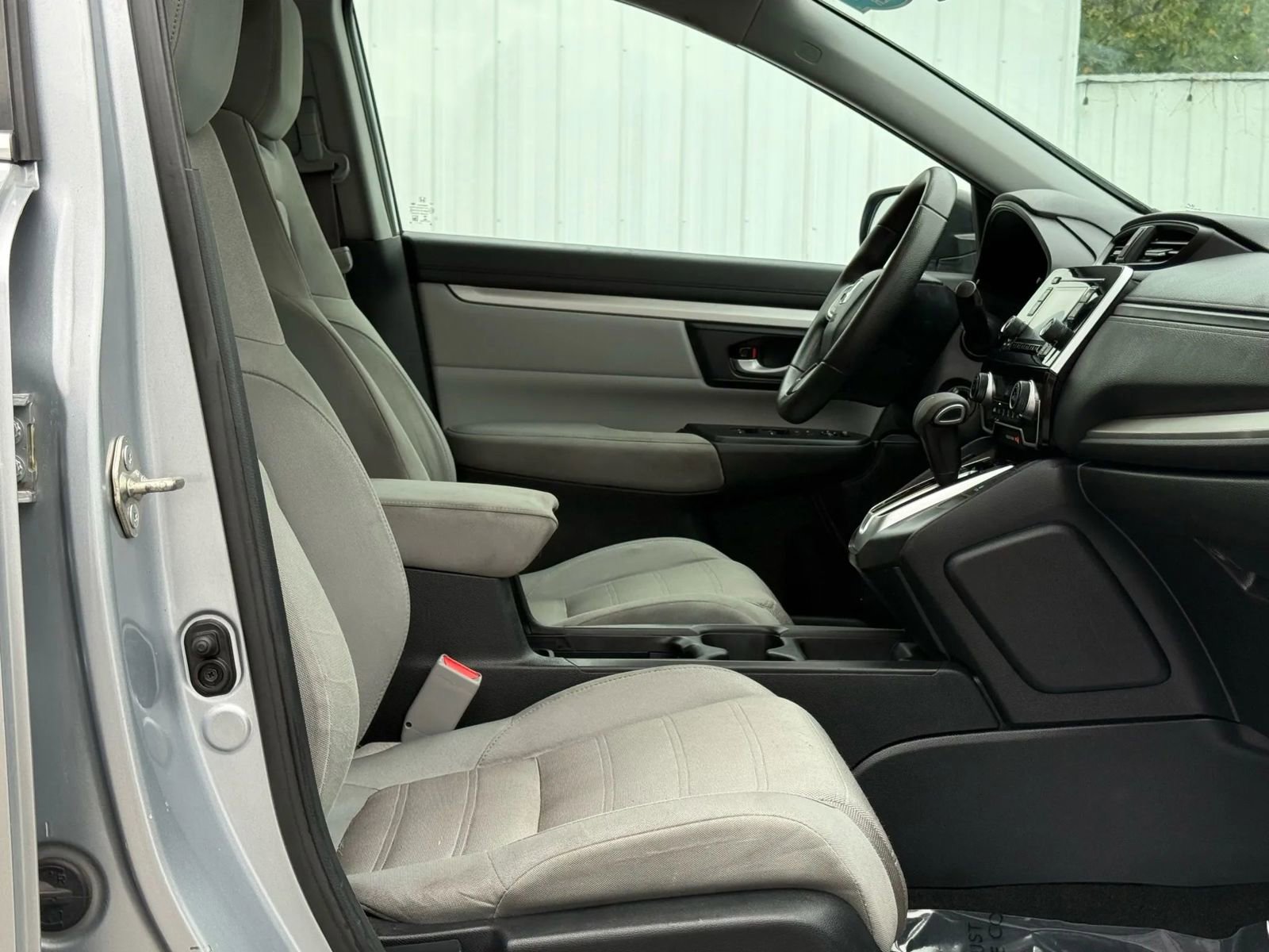 Used 2019 Honda CR-V LX image 14