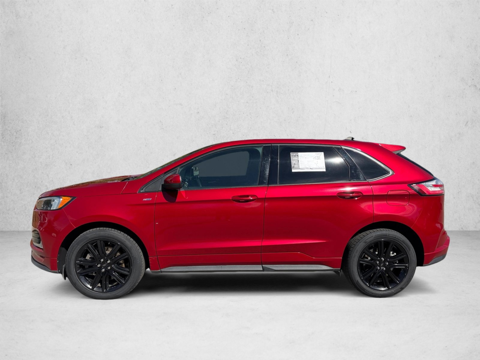 Used 2021 Ford Edge ST-Line w/ Class II Trailer Tow Package AWD/4WD image 8