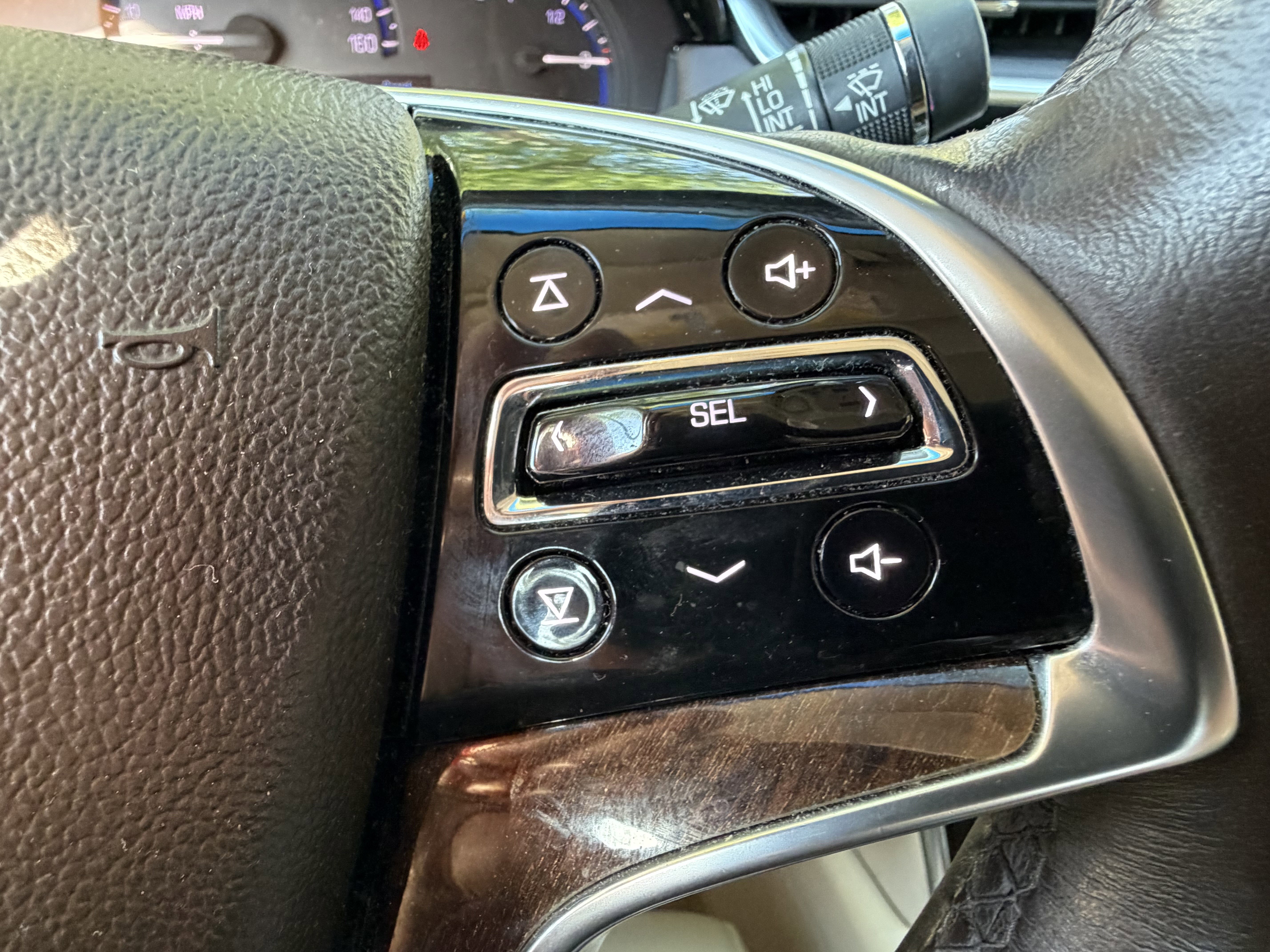 Used 2014 Cadillac XTS Luxury w/ Driver Awareness Package AWD/4WD image 19