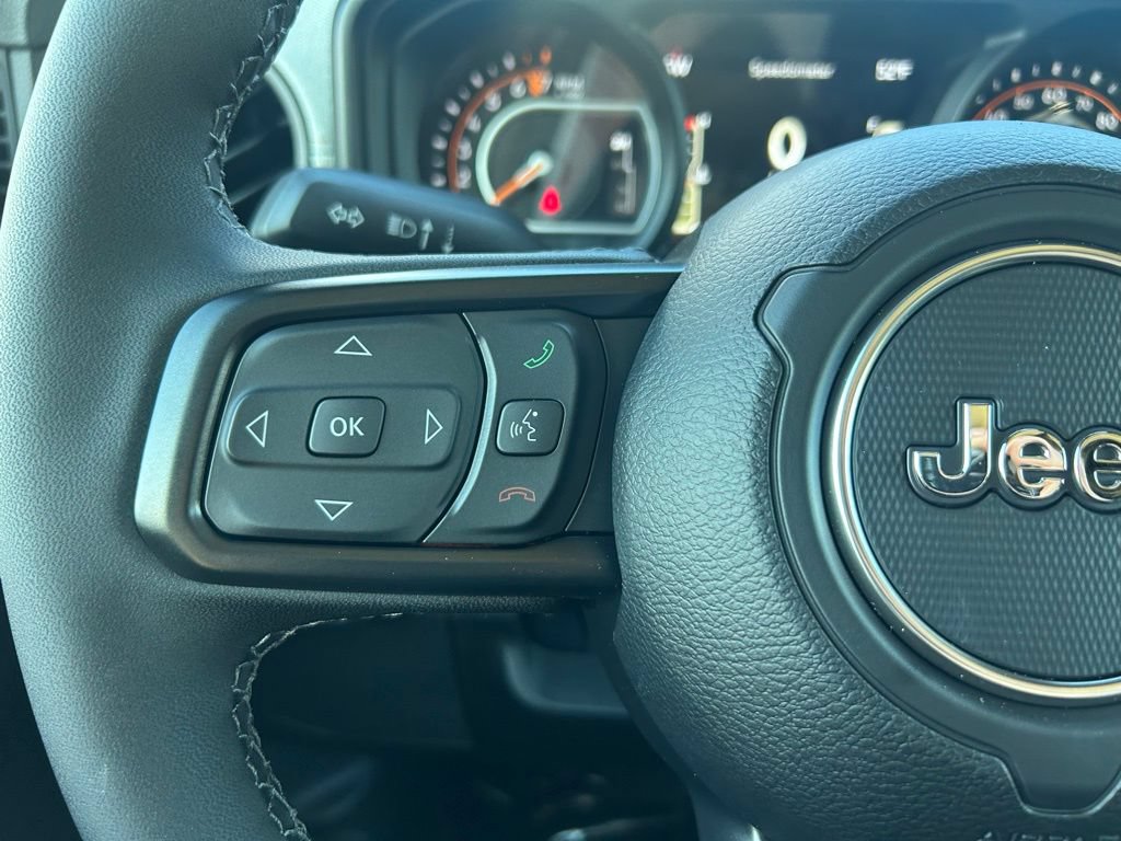 New 2026 Jeep Gladiator Sport AWD/4WD image 12