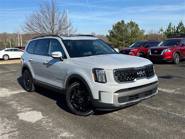 Used 2023 Kia Telluride EX X-Line image 2