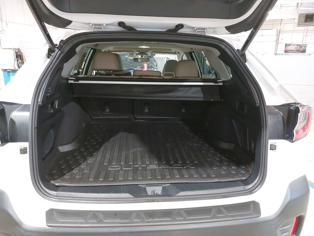 Used 2022 Subaru Outback Limited w/ Popular Package #2 AWD/4WD image 13