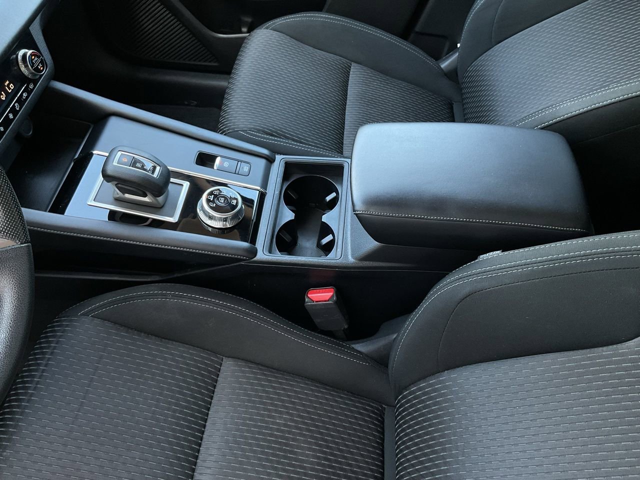 Used 2022 Mitsubishi Outlander ES image 33