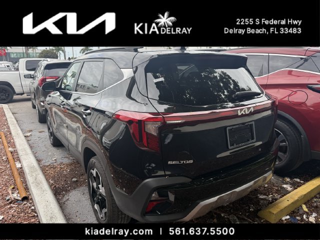 Certified 2025 Kia Seltos EX FWD image 3