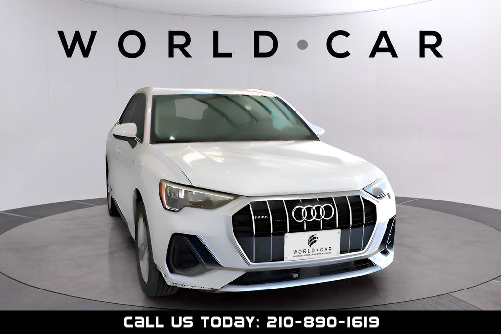 Used 2020 Audi Q3 2.0T Premium w/ Convenience Package AWD/4WD image 1