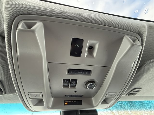 Used 2017 Chevrolet Tahoe LT w/ Luxury Package image 39