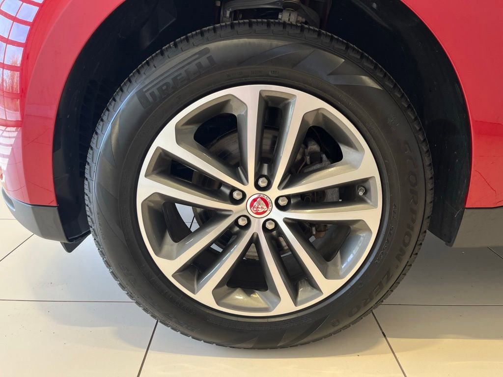 Used 2020 Jaguar F-PACE Premium AWD/4WD image 15
