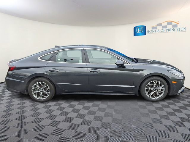 Used 2022 Hyundai Sonata SEL w/ Convenience Package FWD image 7