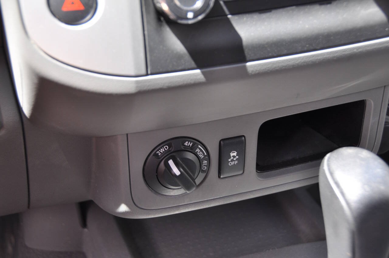 Used 2021 Nissan Frontier S AWD/4WD image 28