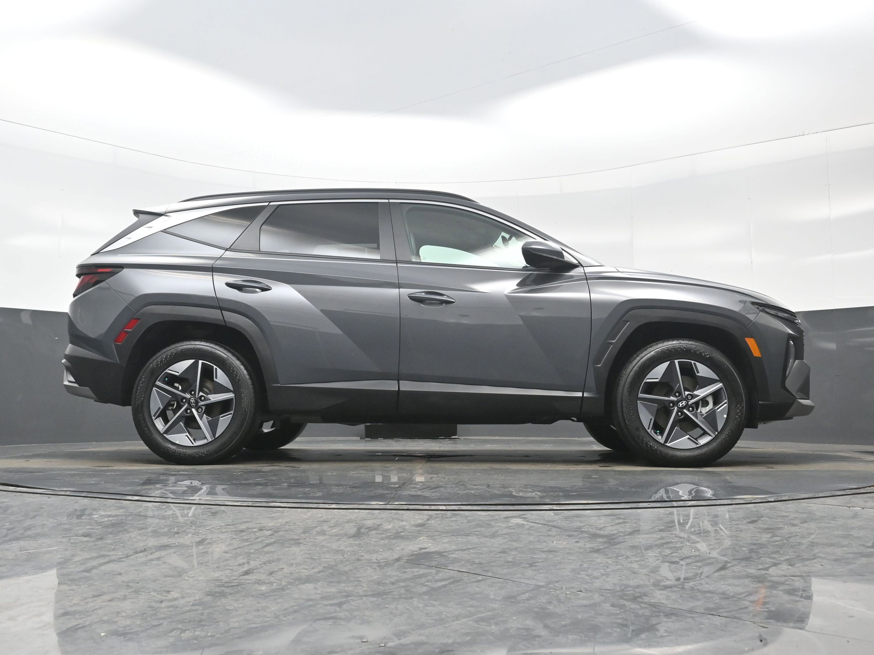 Certified 2025 Hyundai Tucson SEL image 32