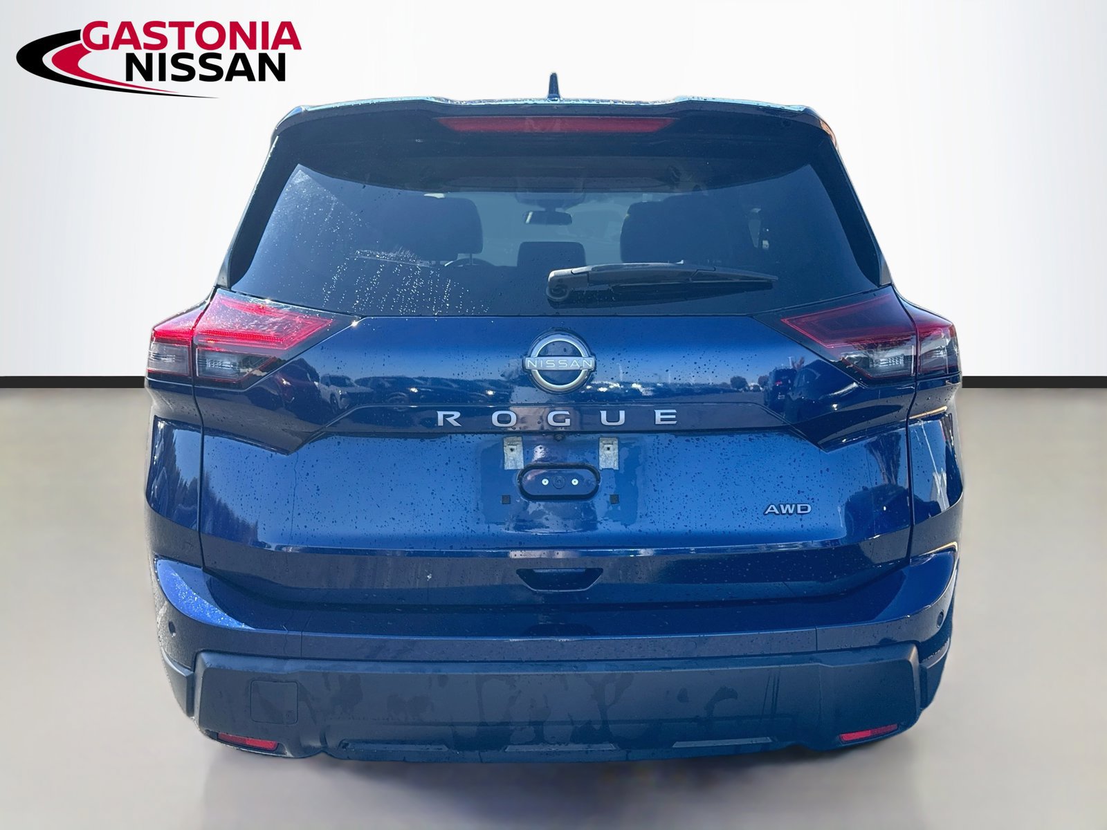 Used 2025 Nissan Rogue SV AWD/4WD image 7