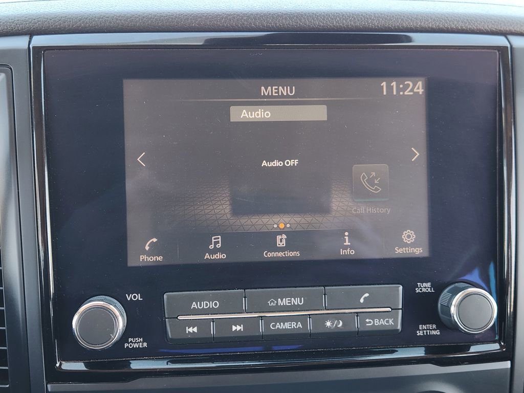 Used 2022 Nissan Titan SV image 13