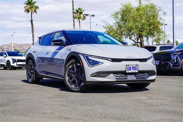 New 2025 Kia EV6 Light