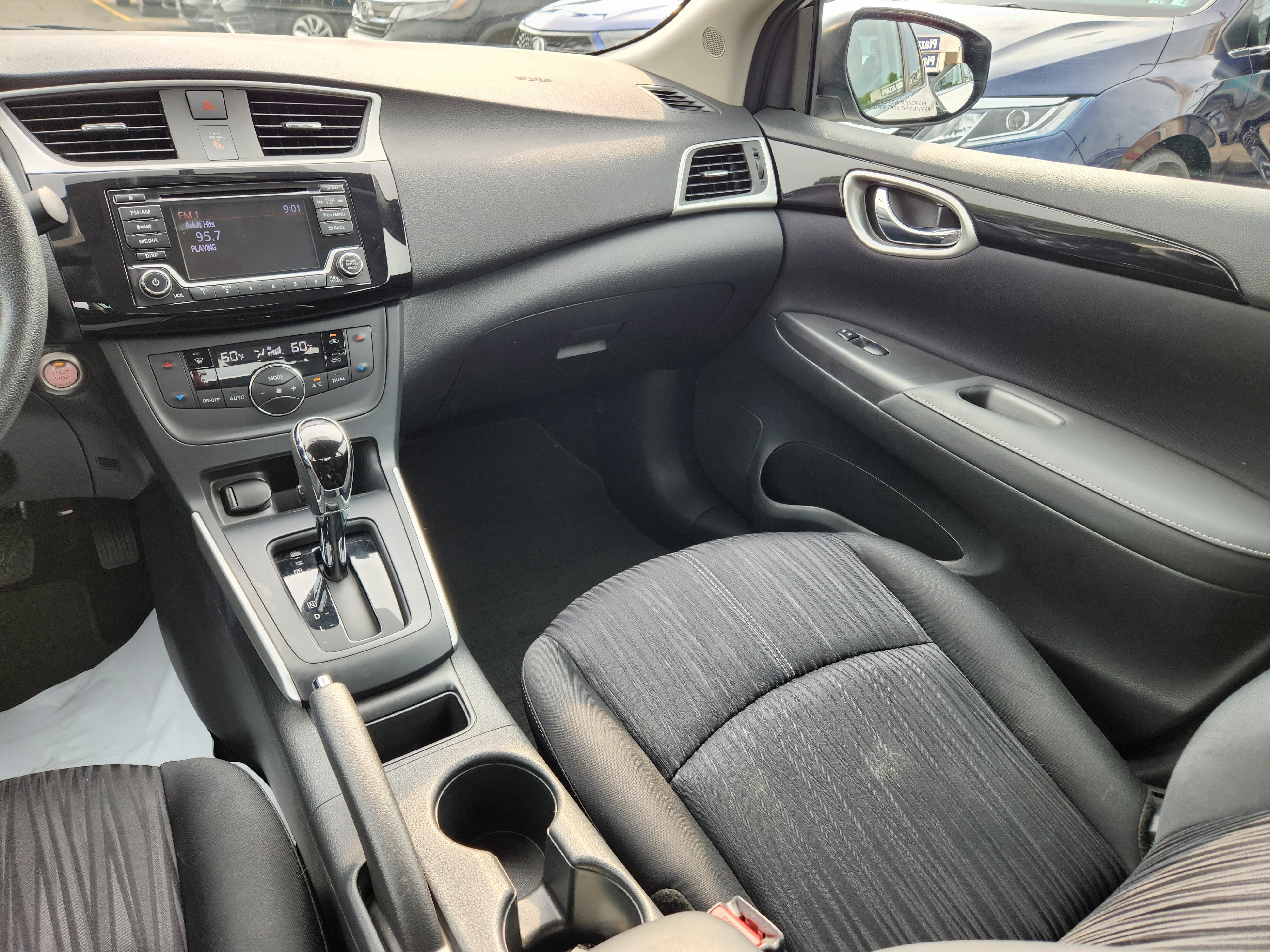 Used 2018 Nissan Sentra SV FWD image 14