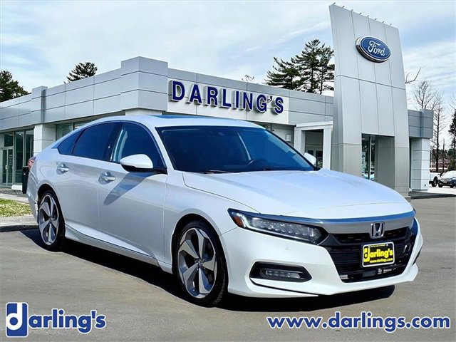 Used 2018 Honda Accord Touring image 3