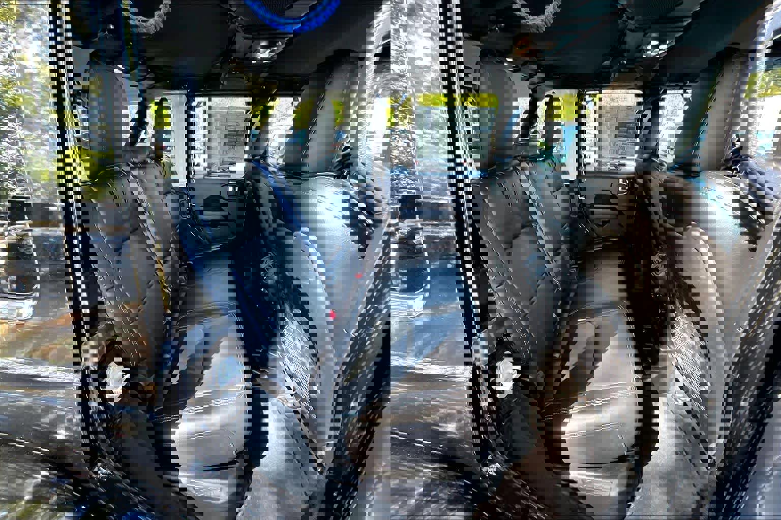 Used 2023 Jeep Wrangler Unlimited Rubicon 4xe w/ Steel Bumper Group image 20