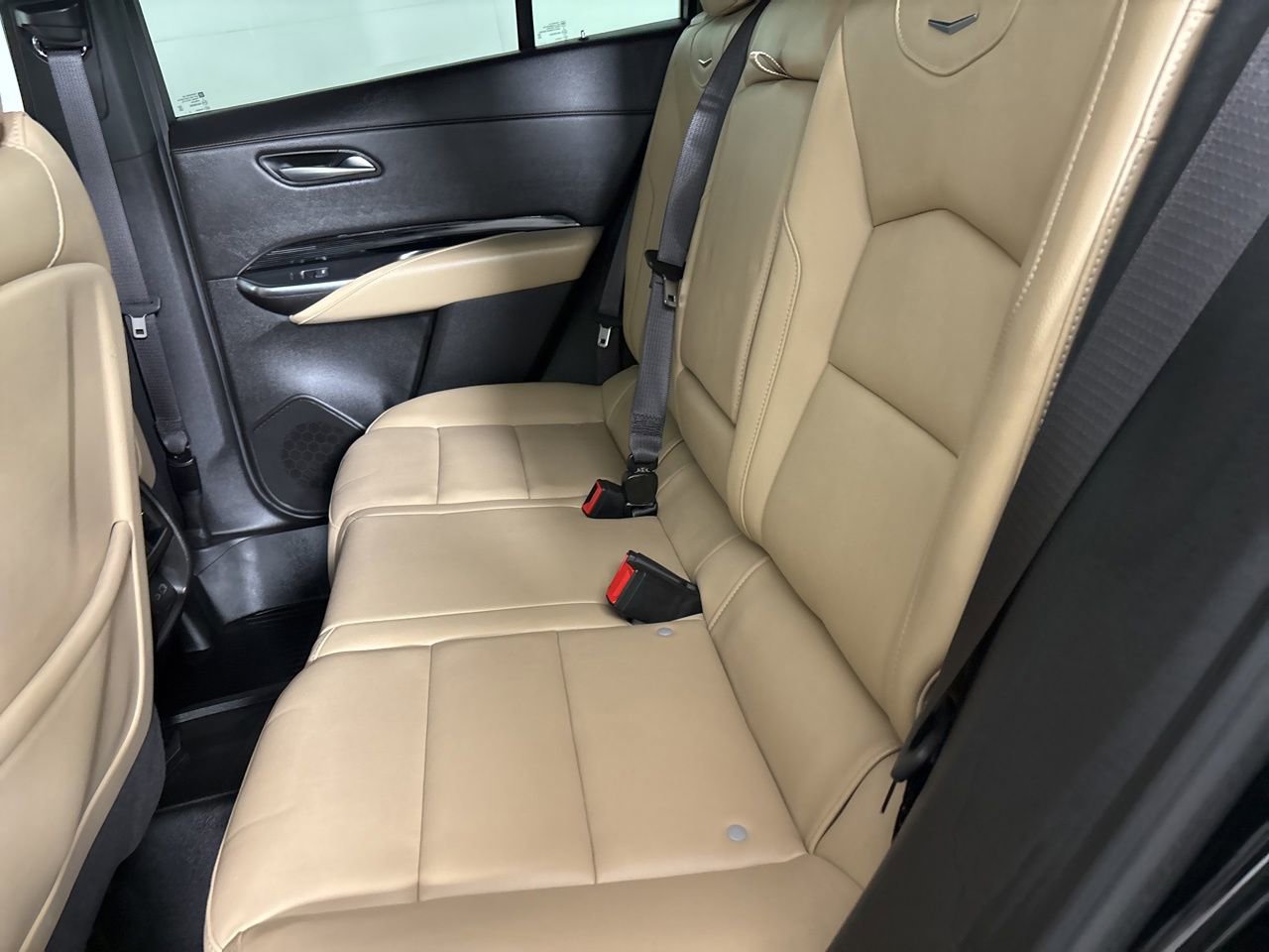 Used 2024 Cadillac XT4 Luxury w/ Cold Weather Package image 20