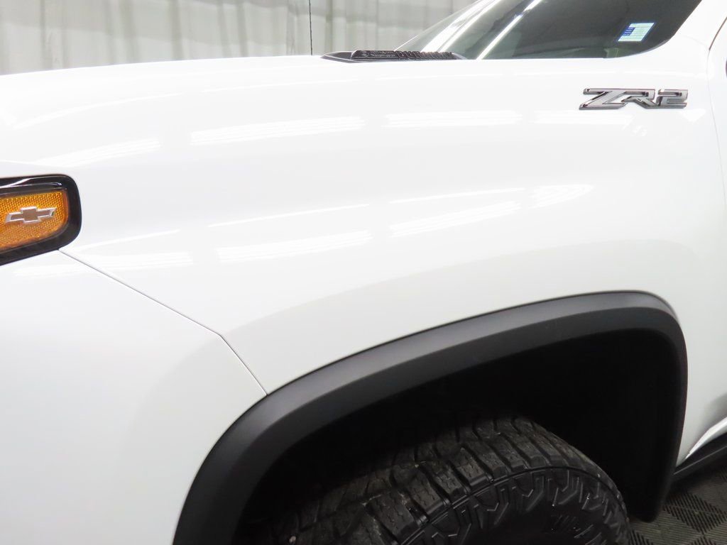 Used 2025 Chevrolet Silverado 2500 ZR2 w/ Technology Package image 56