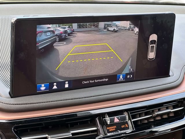 Certified 2026 Acura MDX w/ Technology Package FWD image 40