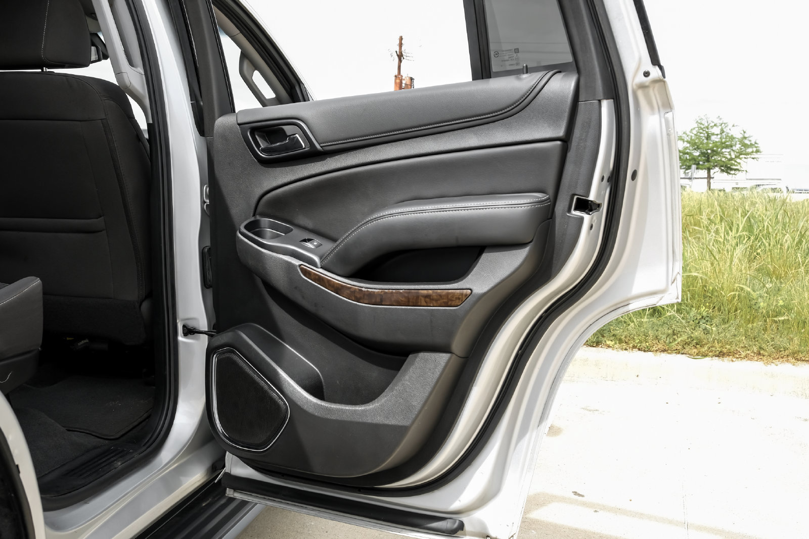 Used 2020 Chevrolet Tahoe LS RWD image 47