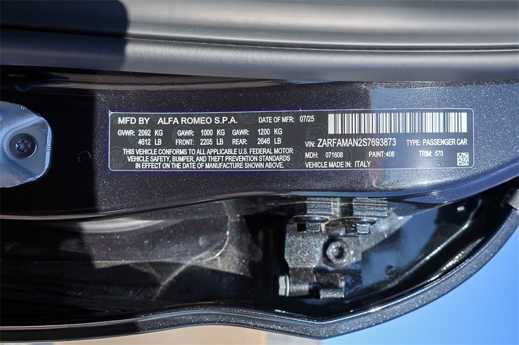 New 2025 Alfa Romeo Giulia w/ Driving Assist Package image 26