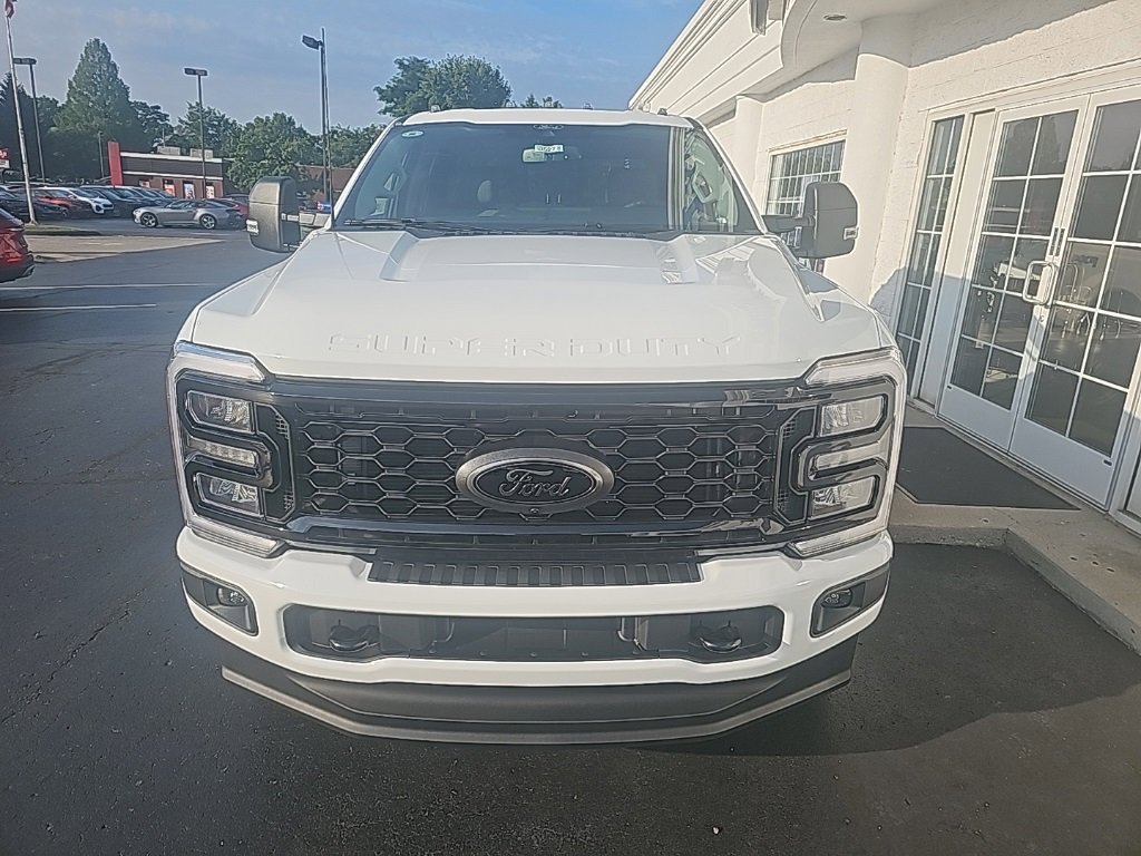 New 2025 Ford F250 XLT w/ Black Appearance Package image 3