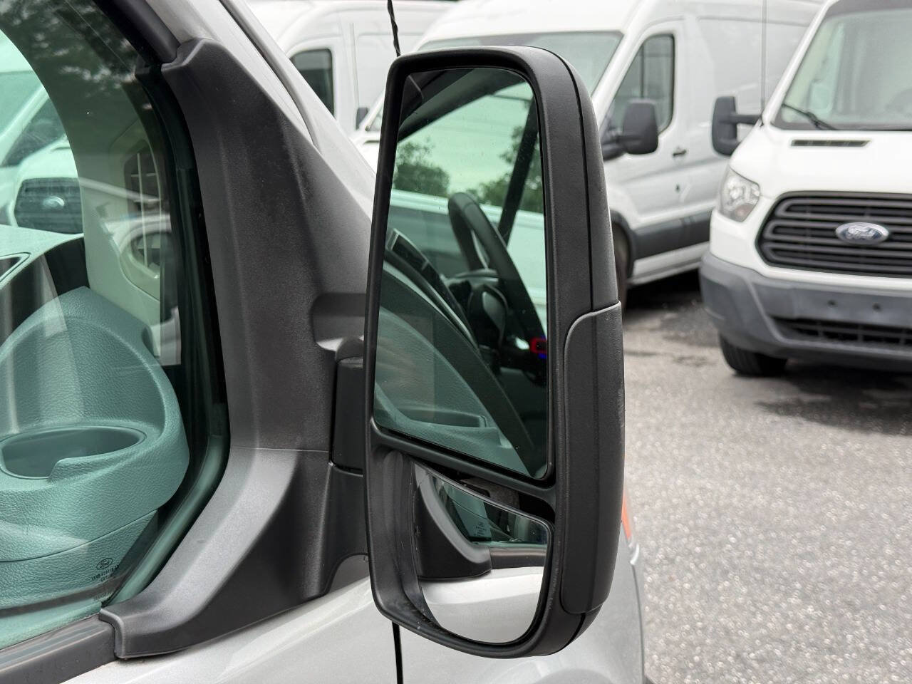 Used 2018 Ford Transit 350 XLT RWD image 34