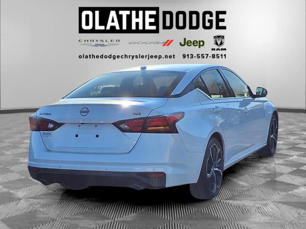 Used 2024 Nissan Altima 2.5 SR image 25