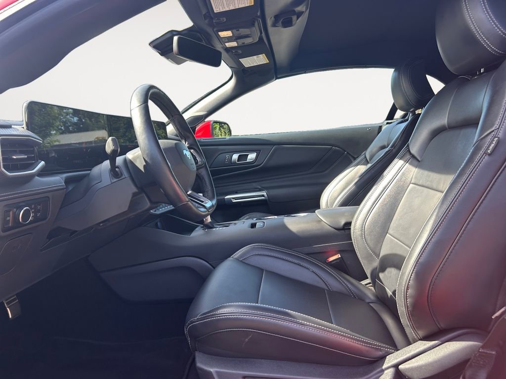 Used 2025 Ford Mustang Premium RWD image 6