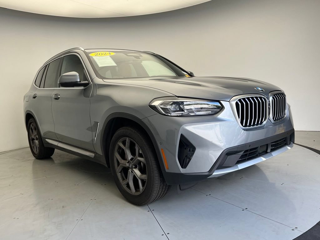 Certified 2024 BMW X3 sDrive30i w/ Premium Package RWD image 3