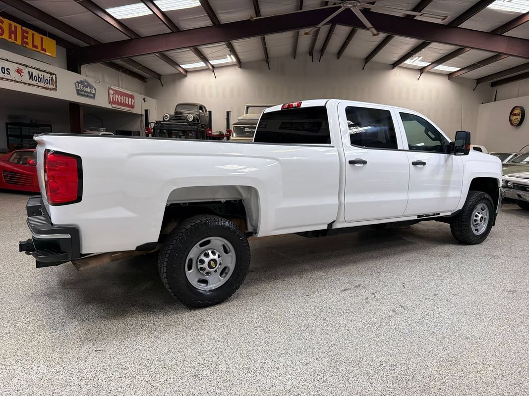 Used 2019 Chevrolet Silverado 2500 W/T w/ WT Convenience Package AWD/4WD image 8