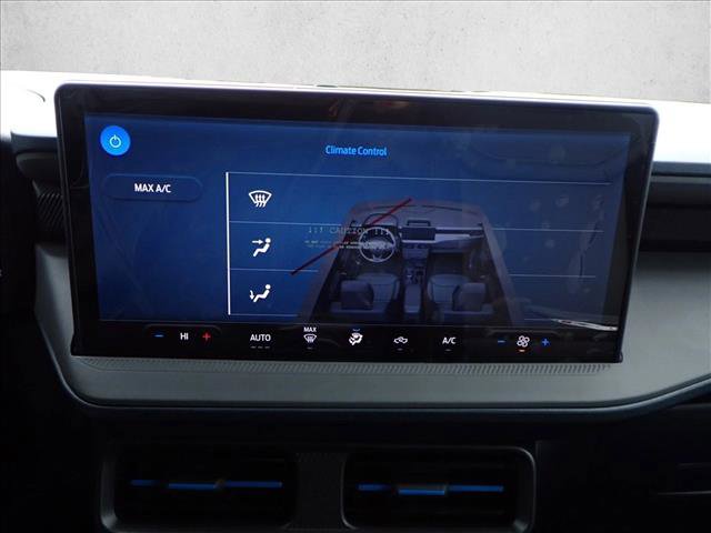 New 2026 Ford Maverick Lobo AWD/4WD image 17