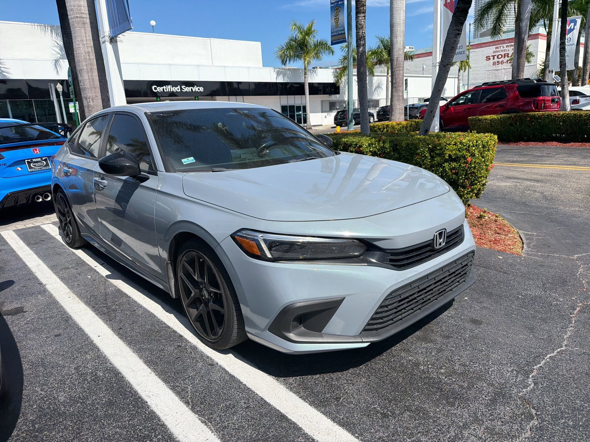 Used 2023 Honda Civic Sport image 5