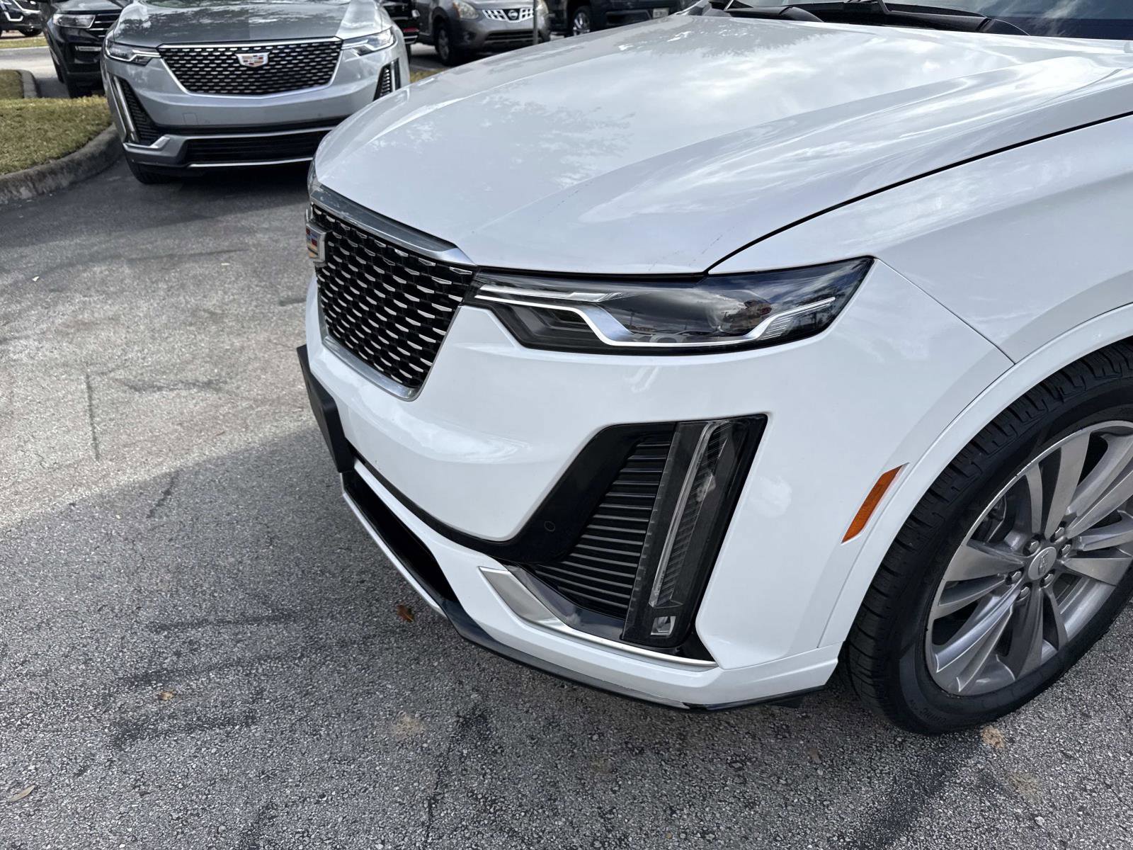 Certified 2022 Cadillac XT6 Premium Luxury image 10