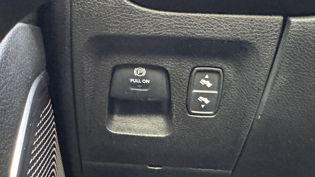 Used 2019 RAM 1500 Limited image 22