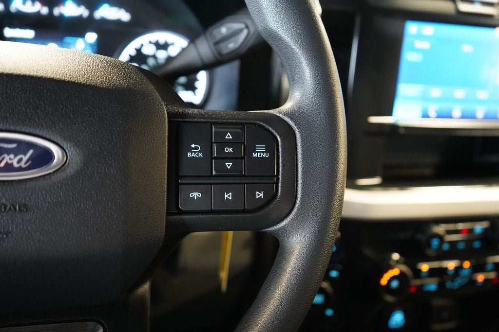 Used 2025 Ford F550 4x4 Crew Cab w/ XLT Value Package image 15