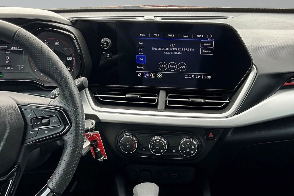 Used 2024 Chevrolet Trax RS w/ Driver Confidence Package FWD image 10