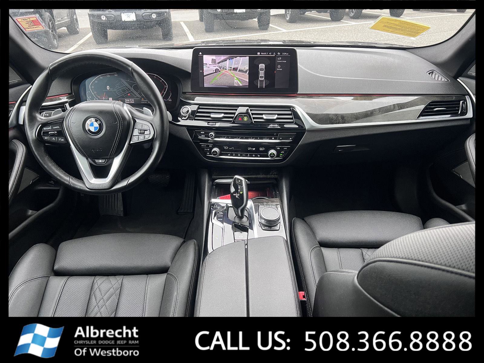 Used 2021 BMW 530i xDrive w/ Premium Package image 24