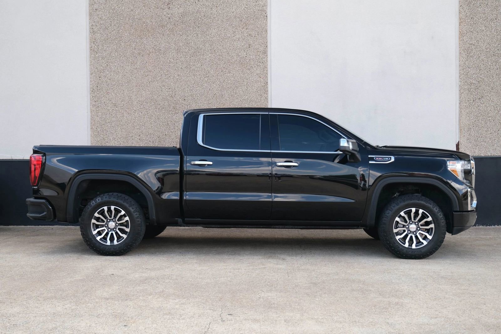 Used 2021 GMC Sierra 1500 Denali w/ Driver Alert Package II image 11