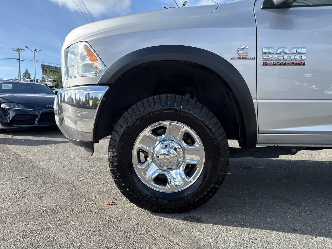 Used 2018 RAM 2500 Tradesman w/ Chrome Appearance Group image 2