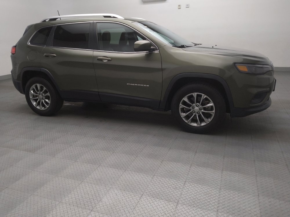 Used 2020 Jeep Cherokee Latitude Plus image 11