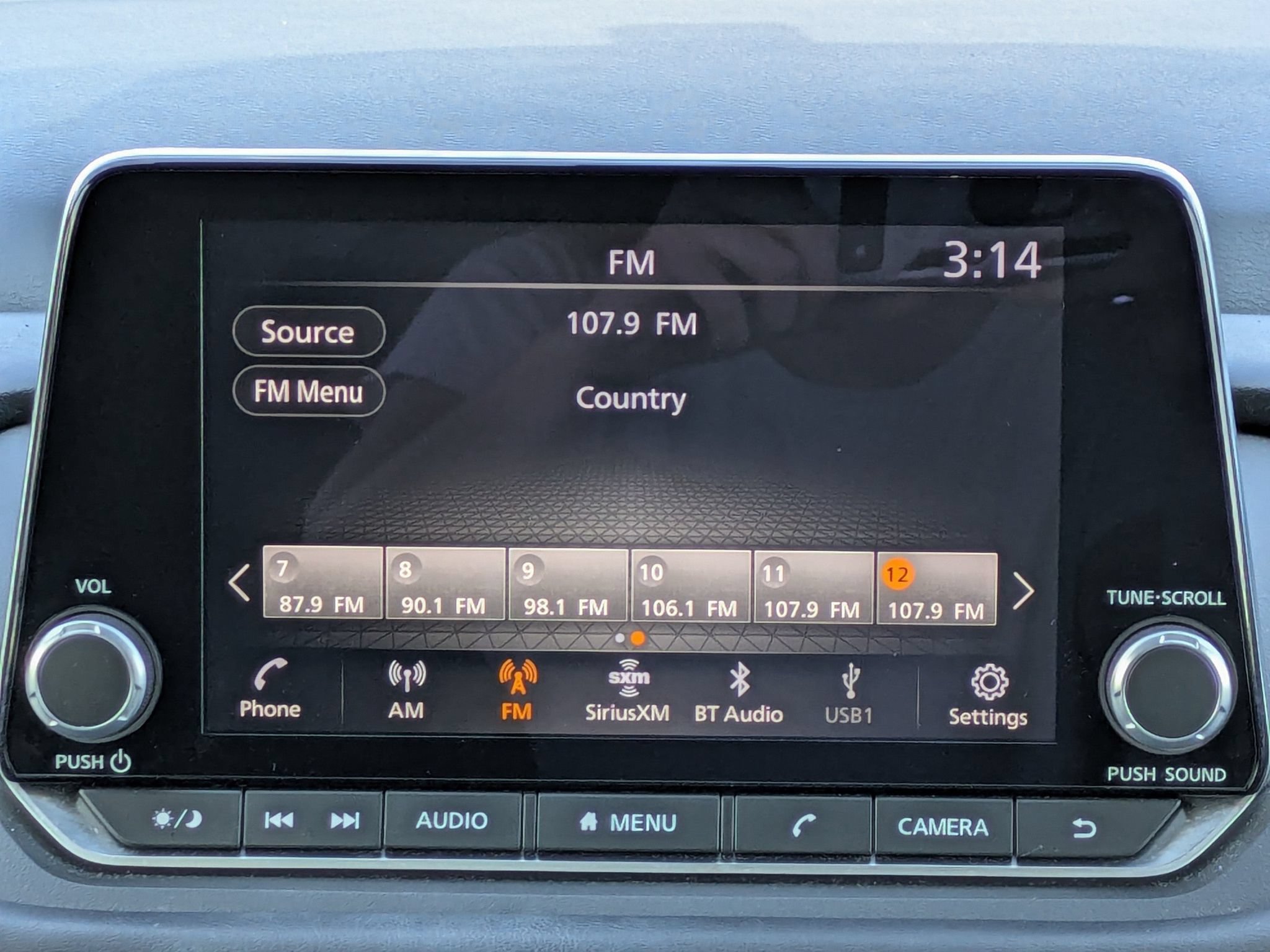 Certified 2026 Nissan Rogue SV FWD image 19