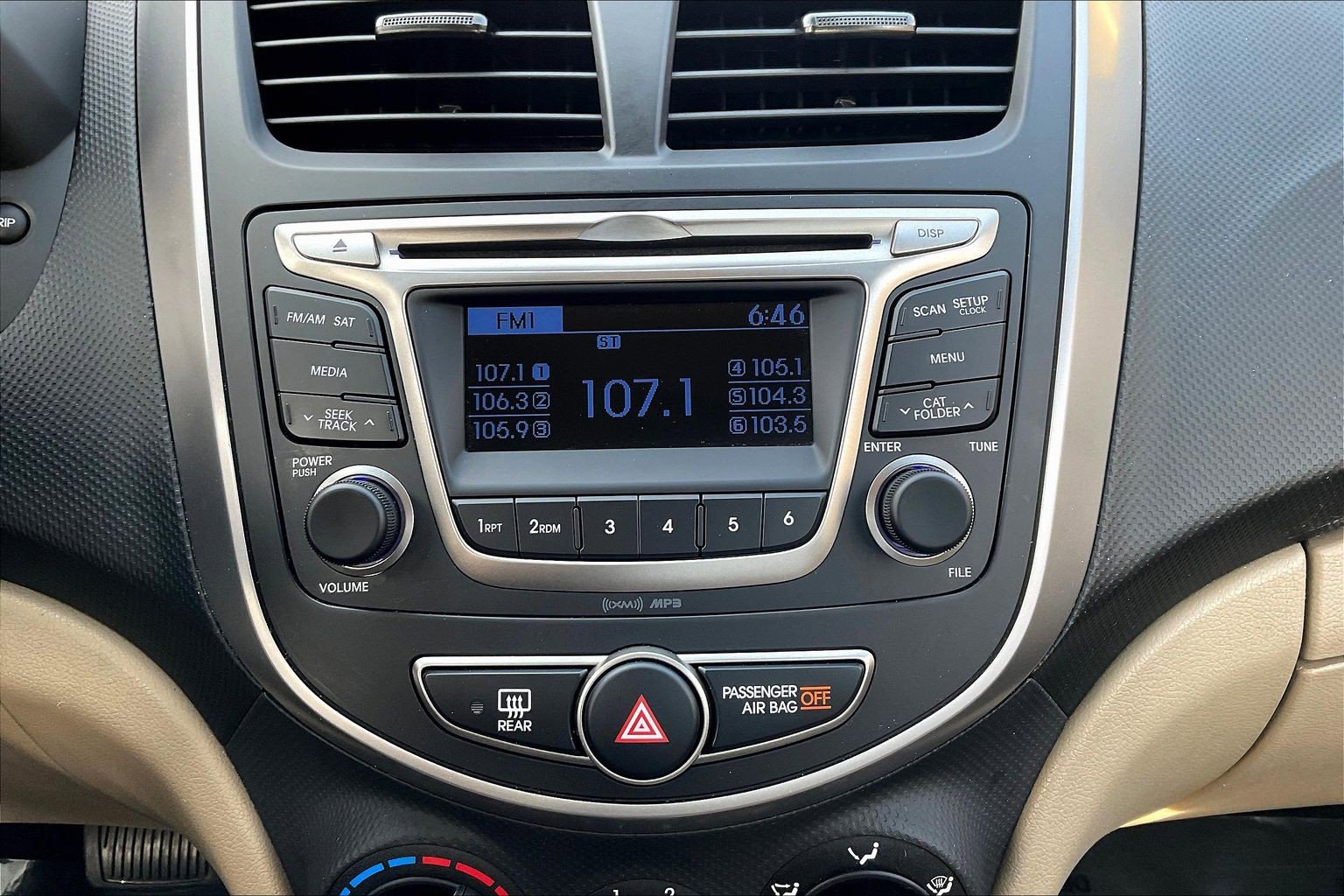 Used 2016 Hyundai Accent SE FWD image 12