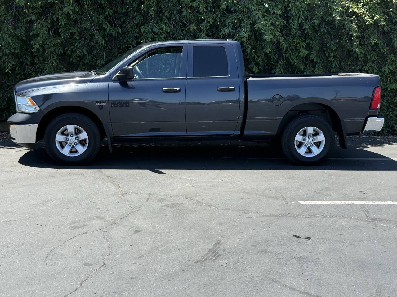 Used 2015 RAM 1500 ST w/ SXT Appearance Group RWD image 6