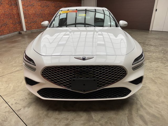 Used 2023 Genesis G70 2.0T image 8