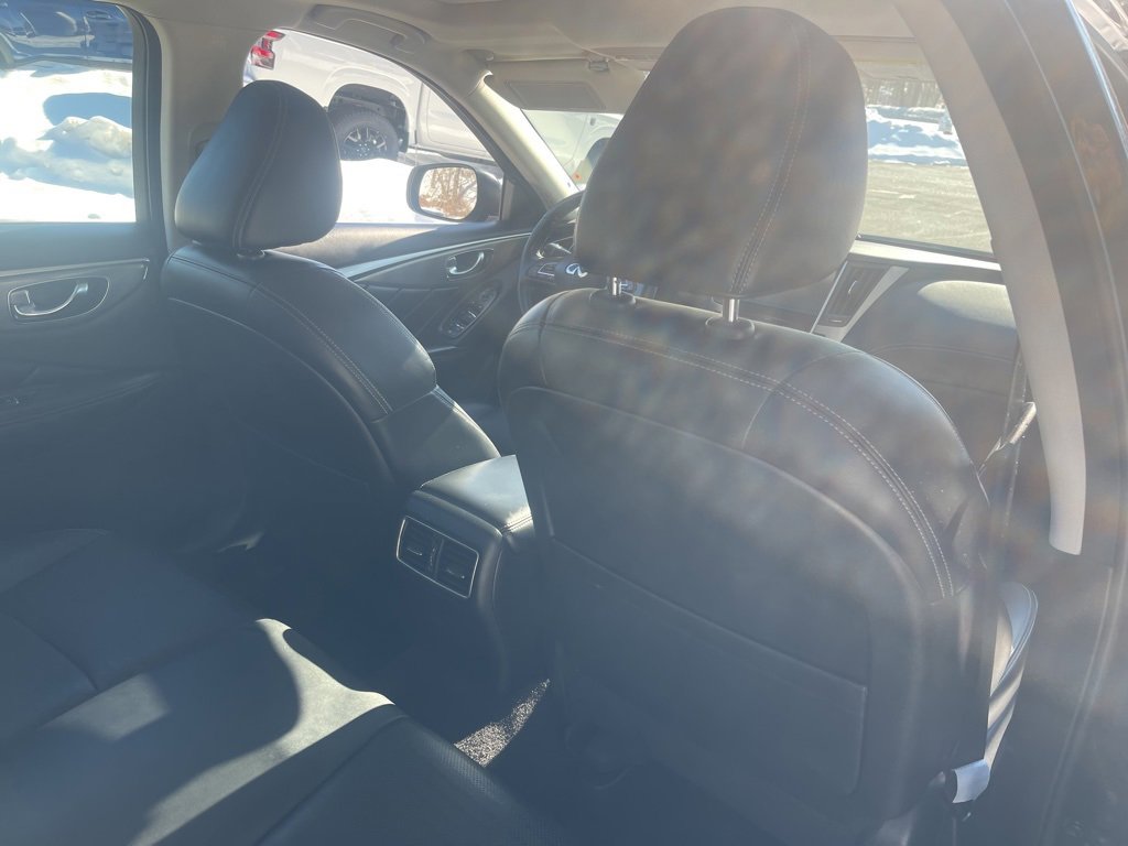 Used 2019 INFINITI Q50 Signature Edition w/ Cargo Package (L96) image 21