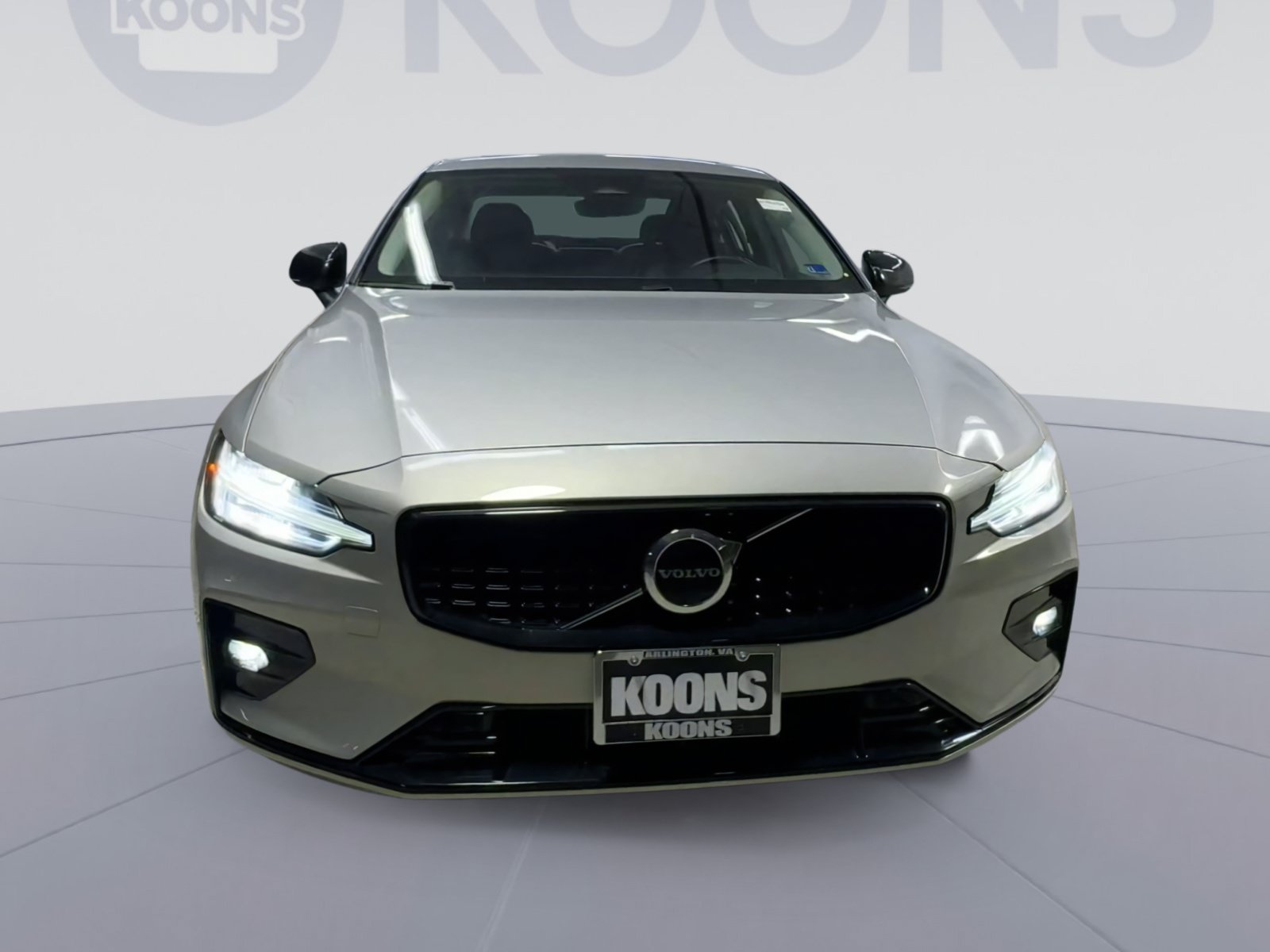 Used 2024 Volvo S60 B5 Core FWD image 4