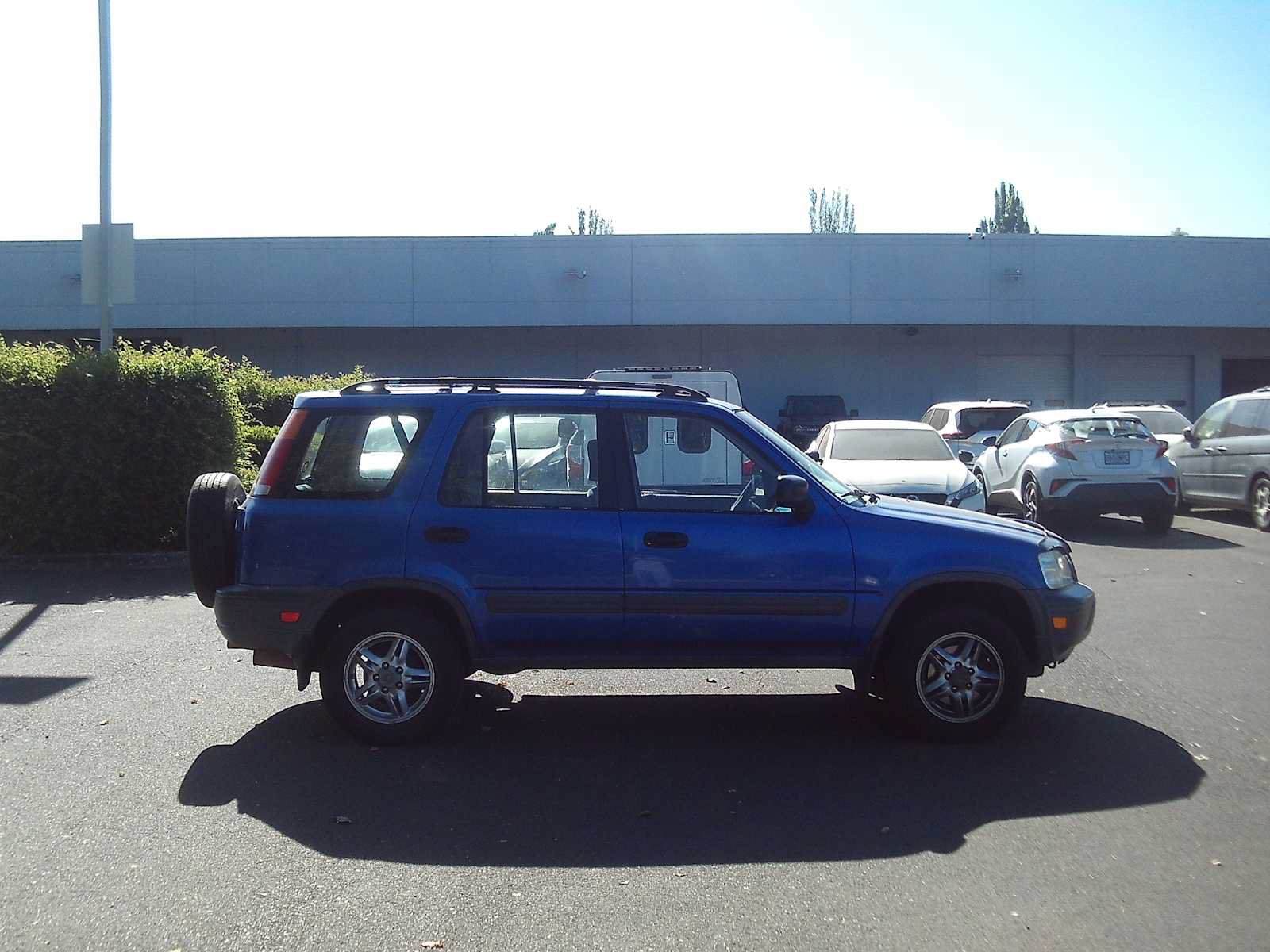 Used 2001 Honda CR-V LX image 6