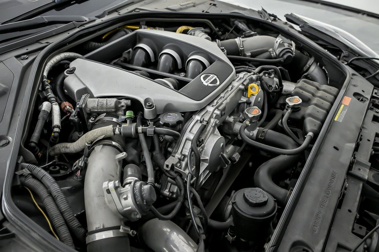 Used 2013 Nissan GT-R Premium AWD/4WD image 18