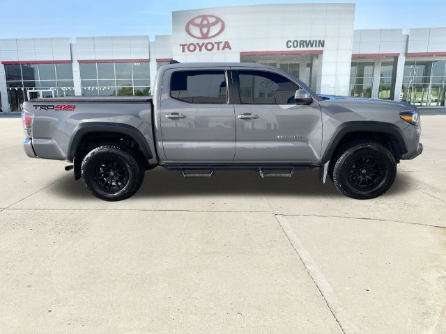 Used 2021 Toyota Tacoma TRD Off-Road AWD/4WD image 6